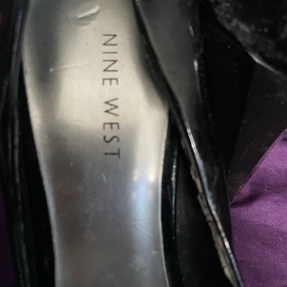 Women’s Shoes - Picture 4 of 4